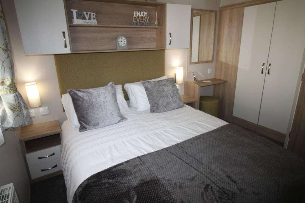 The One - Chalet In The Cairngorms Boat of Garten Esterno foto