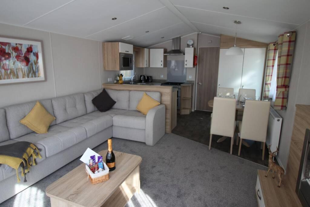 The One - Chalet In The Cairngorms Boat of Garten Esterno foto